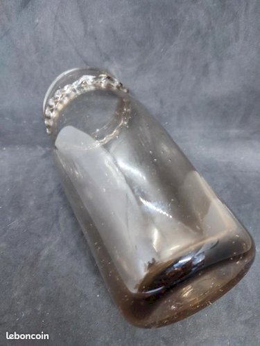 beau vase couleur ambre bulle style biot en bon etat