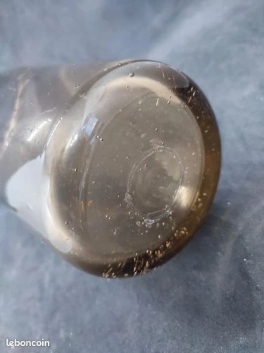 beau vase couleur ambre bulle style biot en bon etat