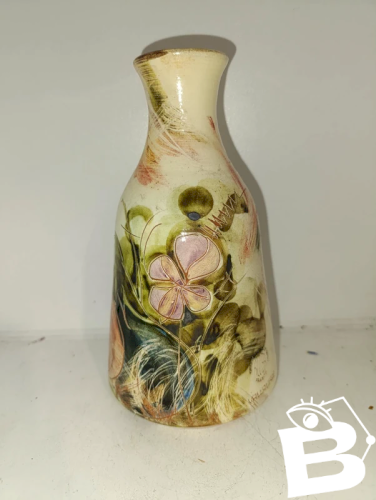 beau vase en ceramique à decor de fleur vallauris signé Alcea en bon etat