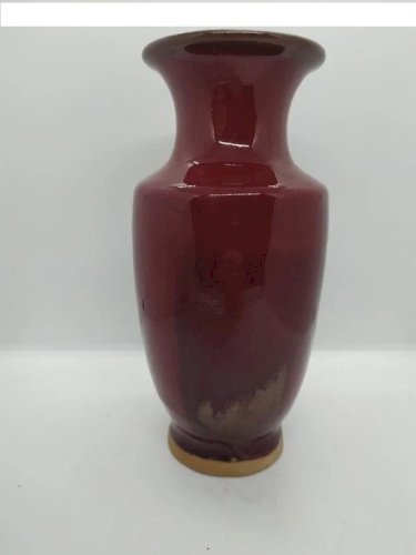 Beau vase en céramique depoque à définir Chinois sang de boeuf
