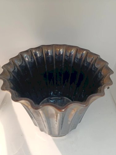 beau vase en ceramique irisé annee 50-70 en bon etat