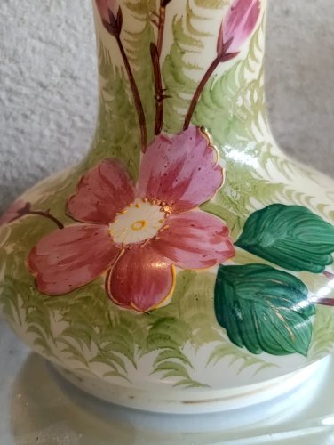 beau vase en opaline vers 1920 en bon etat