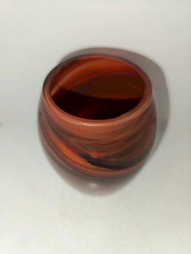 beau vase en verre multicouleur signé  soisy pour la rochere en bon etat