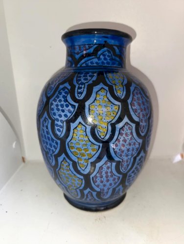 beau vase marocain? signé en bon etat