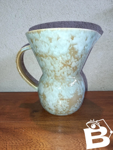 beau vase pichet made in luxembourg signé villeroy et boch en bon etat