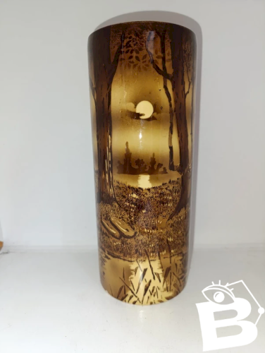 beau vase rouleau art nouveau à decor de paysage signature a identifier en etat correct