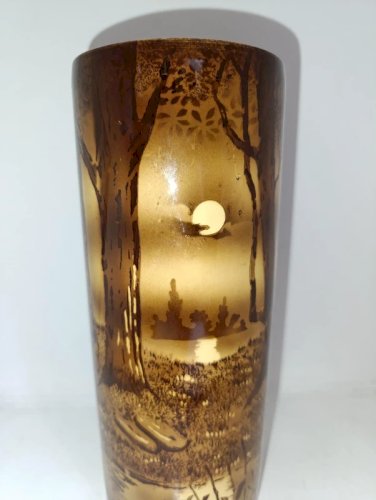beau vase rouleau art nouveau à decor de paysage signature a identifier en etat correct