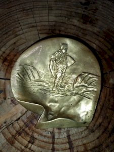 beautiful bronze shell-shaped pocket bowl marine decor in good condition