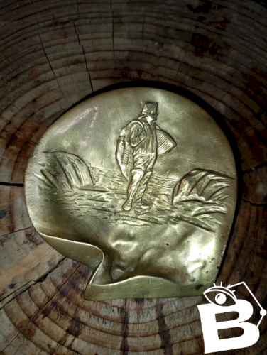 beau vide poche en bronze forme coquillage decor de marin en bon etat