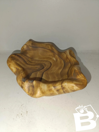 beau vide poche en ceramique style faux bois signé vallauris en bon etat