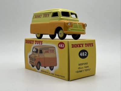 Bedford Van 1/43 Dinky Toys 482