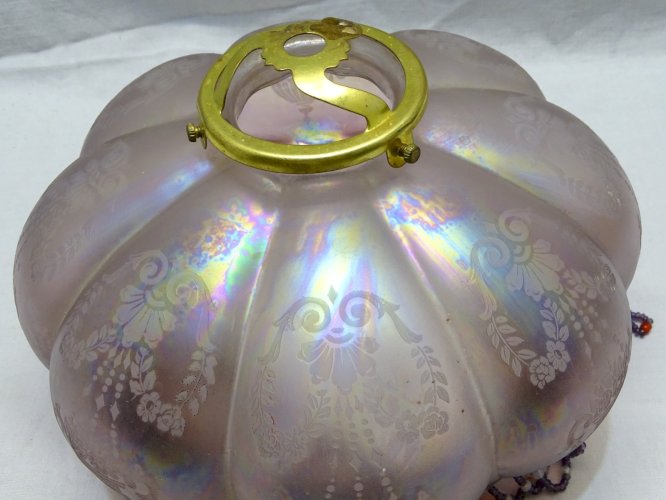 -BEL ABAT-JOUR SUSPENSION VERRE IRISE VIEUX ROSE PAMPILLES PERLES DE VERRE   D