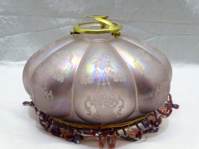 -BEL ABAT-JOUR SUSPENSION VERRE IRISE VIEUX ROSE PAMPILLES PERLES DE VERRE   D