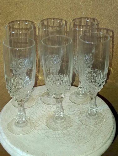 bel ensemble de 6 flutes a champagne luminarc vintage en bon etat