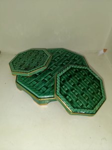 bel ensemble dessous de plat et dessous bouteille digoin art deco en bon etat