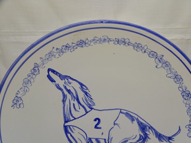 -BELLE ANCIENNE ASSIETTE ALBISOLA COURSING LIGURE PEDIGREE PAL CHIEN de COURSE D