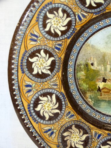 -BELLE ANCIENNE ASSIETTE CERAMIQUE de THOUNE THOUN MAJOLIQUE de TUN COLLECTION D