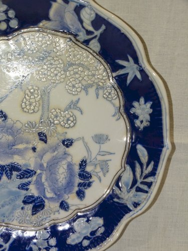 -BELLE ANCIENNE ASSIETTE DECORATIVE made in CHINA DECORATIVE NON ALIMENTAIRE   D