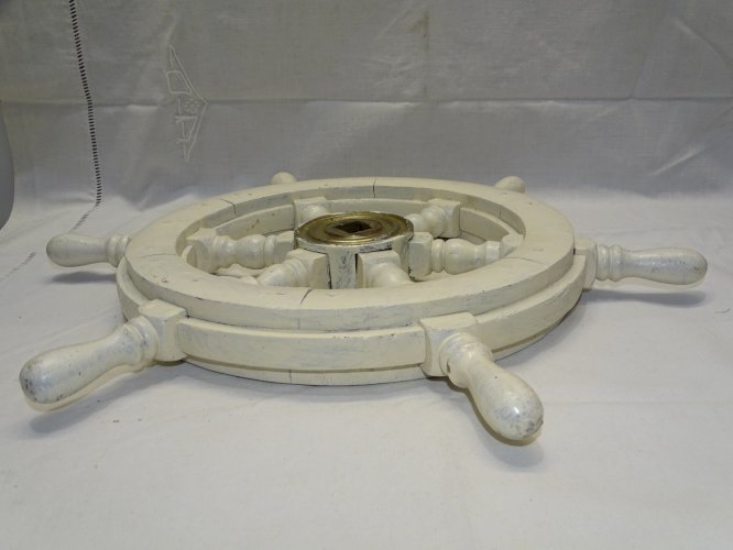 -BELLE ANCIENNE BARRE ROUE DE BATEAU BOIS PEINT BLANC CENTRE LAITON déco   D