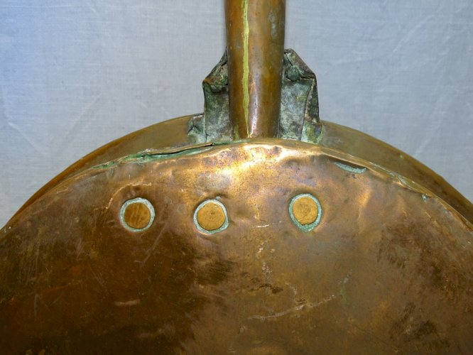 -BELLE ANCIENNE BASSINOIRE CHAUFFE LIT CUIVRE POIGNEE BOIS COLLECTION DECO    D