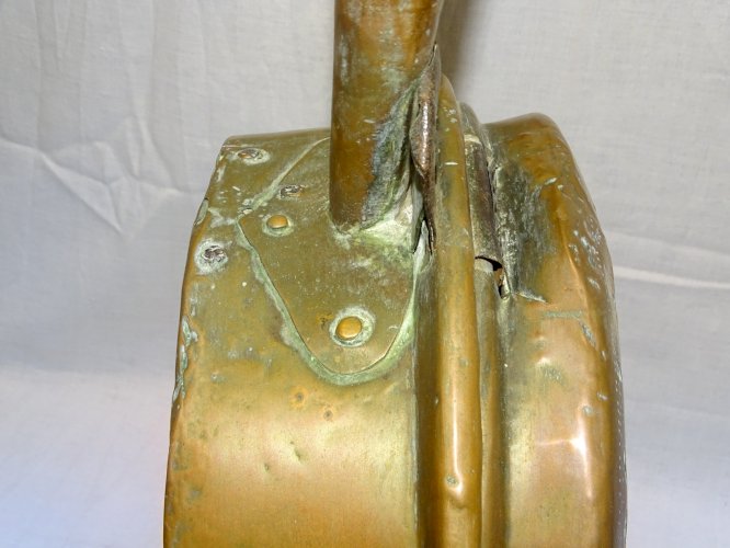 -BELLE ANCIENNE BASSINOIRE CHAUFFE LIT CUIVRE POIGNEE BOIS COLLECTION DECO    D
