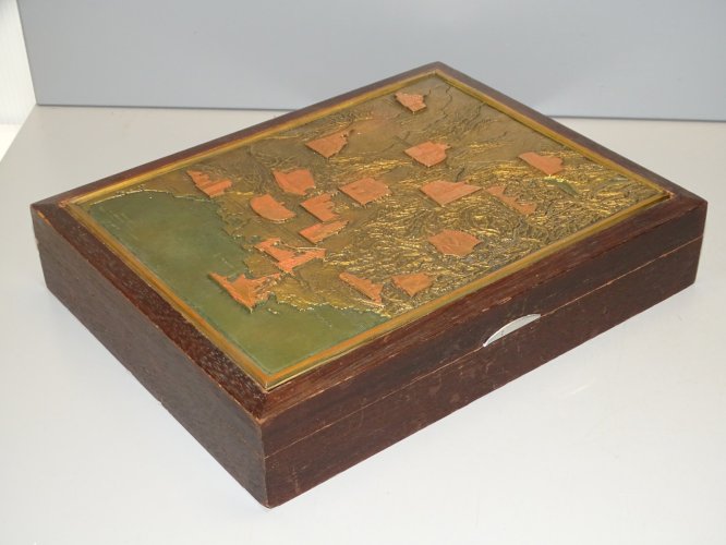 -BELLE ANCIENNE BOITE A CIGARES ANNES 40 GRAVURES MAURICE VINEL M QUERCIA Edit.