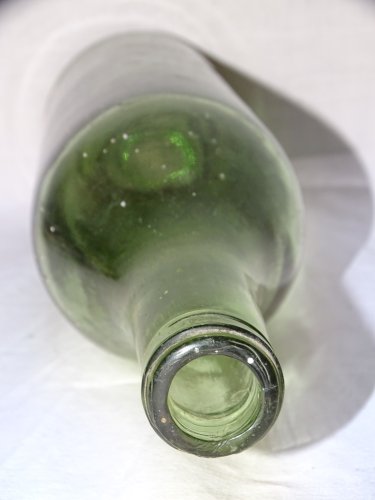 - BELLE ANCIENNE BOUTEILLE VERRE SOUFFLE CUL RENTRANT (ou piqué) FIN XIXe 1900 D