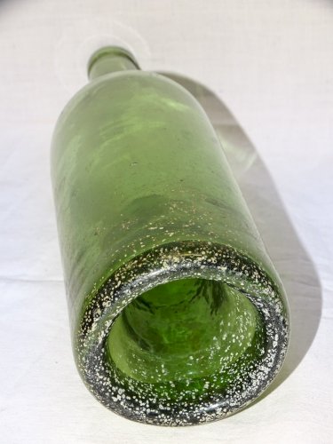 - BELLE ANCIENNE BOUTEILLE VERRE SOUFFLE CUL RENTRANT (ou piqué) FIN XIXe 1900 D