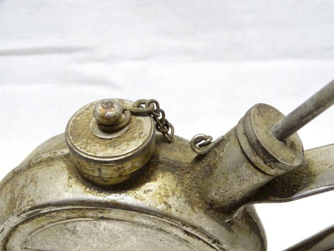 -BELLE ANCIENNE BURETTE AUTOMOBILE MARQUE PROJEX COLLECTION OUTIL ANCIEN VHC