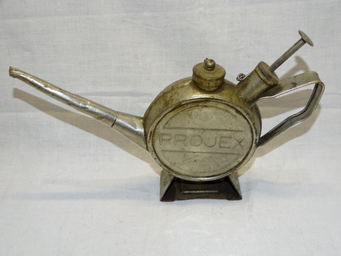 -BELLE ANCIENNE BURETTE AUTOMOBILE MARQUE PROJEX COLLECTION OUTIL ANCIEN VHC