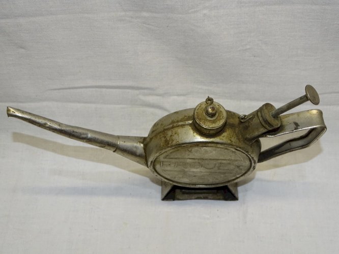 -BELLE ANCIENNE BURETTE AUTOMOBILE MARQUE PROJEX COLLECTION OUTIL ANCIEN VHC