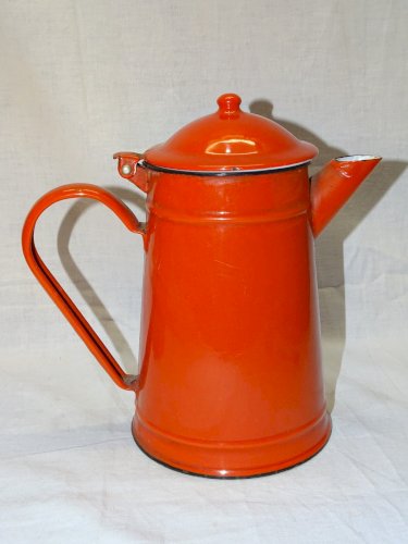 -BELLE ANCIENNE CAFETIERE TOLE EMAILLEE ROUGE JAPY DECO CUISINE COLLECTION   D