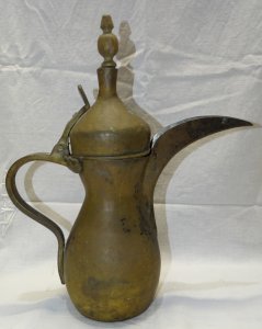 - BEAUTIFUL OLD COFFEE POT DALLAH BEDOUIN COFFEE POT OTTOMAN PITCHER D