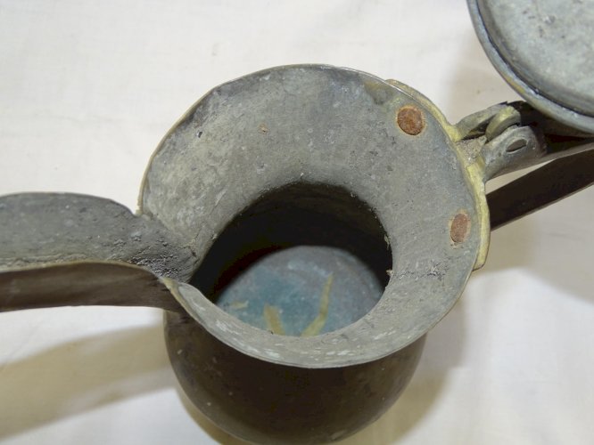 -BELLE ANCIENNE CAFETIERE VERSEUSE DALLAH CAFETIERE BEDOUINE PICHET OTTOMAN    D