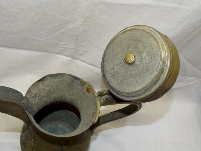 -BELLE ANCIENNE CAFETIERE VERSEUSE DALLAH CAFETIERE BEDOUINE PICHET OTTOMAN    D
