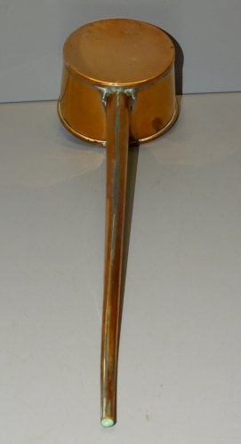 -BELLE ANCIENNE CASSOTTE LOUCHE A EAU COUADE en CUIVRE COLLECTION DECO   D