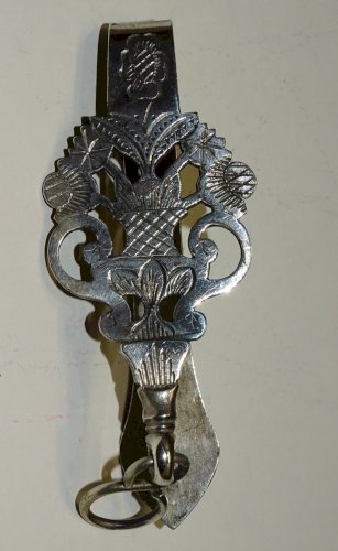 -BELLE ANCIENNE CHATELAINE ARGENT poinçon Minerve 800e ORFEVRE P 1 fleur L   D