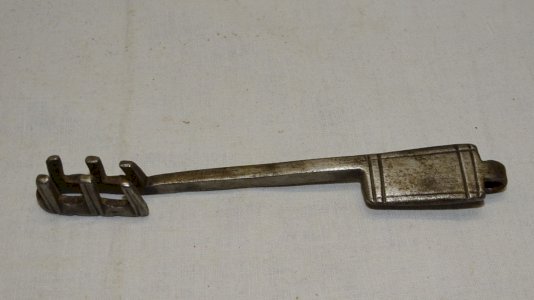 - BEAUTIFUL OLD KEY NORTH AFRICA WROUGHT IRON COLLECTION DISPLAY D