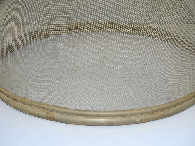 -BELLE ANCIENNE CLOCHE ALIMENTAIRE EN METAL DECO CUISINE RESTAURANT  VINTAGE   D