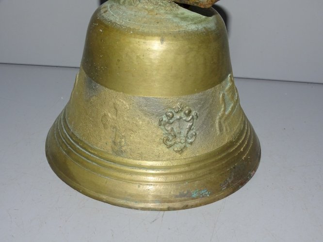 -BELLE ANCIENNE CLOCHE EN BRONZE MONT ST MICHEL COLLECTION CLARINE SONNAILLES  D