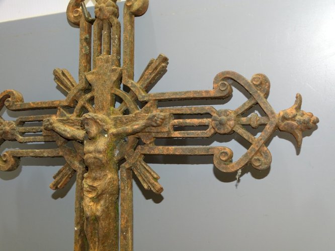-BELLE ANCIENNE CROIX de CROISEES DES CHEMINS FONTE COLLECTION RELIGION JESUS  D