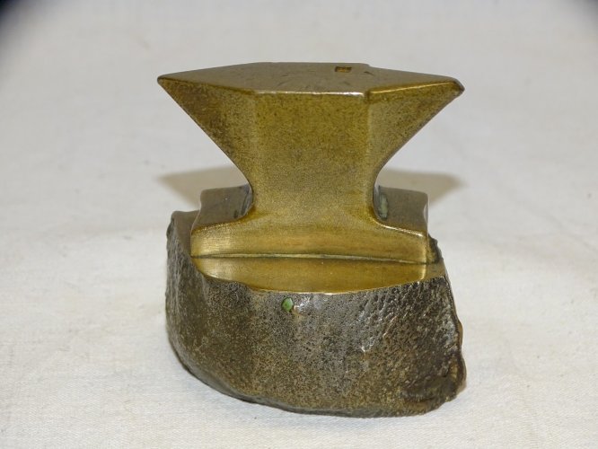 -BELLE ANCIENNE ENCLUME MINIATURE en BRONZE OBJET de MAITRISE COLLECTION   D
