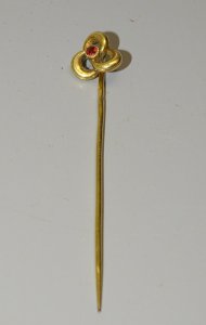 - BEAUTIFUL OLD NECKTIE PIN Marked FIX with 1 RED Stone in the CENTER D