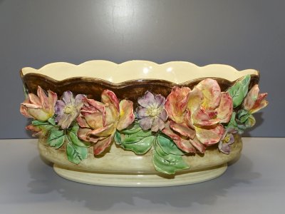 -BELLE ANCIENNE JARDINIERE BARBOTINE LONGCHAMP FLEURS EN EPAISSEUR TERRE de FER