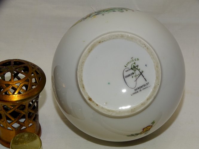 -BELLE ANCIENNE LAMPE BERGER LIMOGES CHARLES AHRENFELDT JOLI BOUCHON    D