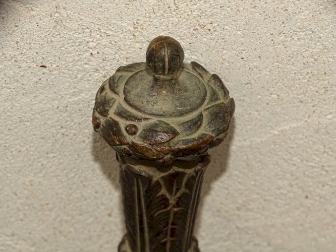 -BELLE ANCIENNE PELLE de CHEMINEE FER Forgé et PRISE DE MAIN BRONZE  déco   D