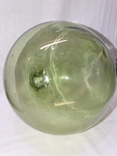 -BELLE ANCIENNE PETITE DAME JEANNE VERRE SOUFFLE VERT PÂLE COLLECTION DECO    D