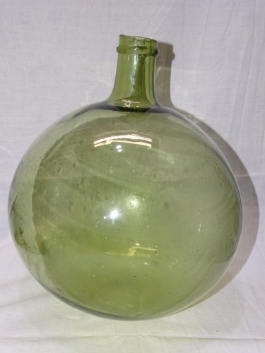 -BELLE ANCIENNE PETITE DAME JEANNE VERRE SOUFFLE VERT PÂLE COLLECTION DECO    D