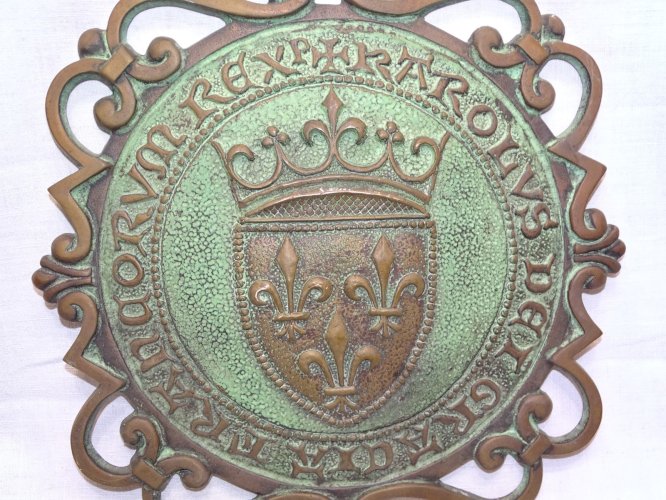 -BELLE ANCIENNE PLAQUE DECORATIVE MAX LE VERRIER en BRONZE ECU D'OR CHARLES VI D
