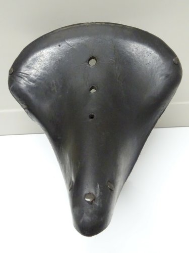 -BELLE ANCIENNE SELLE DE VELO CUIR sans marque visible COLLECTION SPORT CYCLISME
